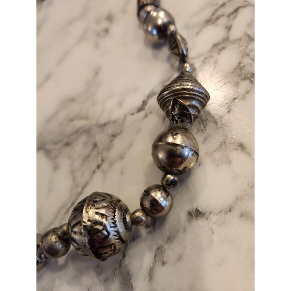 Vintage Silver-Toned Beaded Necklace With Ornate Detailing - Picture 2 of 3